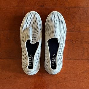 Sperry Topsiders